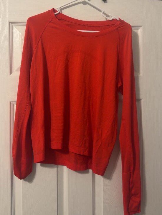 lululemon athletica Tops - Lululemon Red Long Sleeve Athletic Workout Top Size 12/14